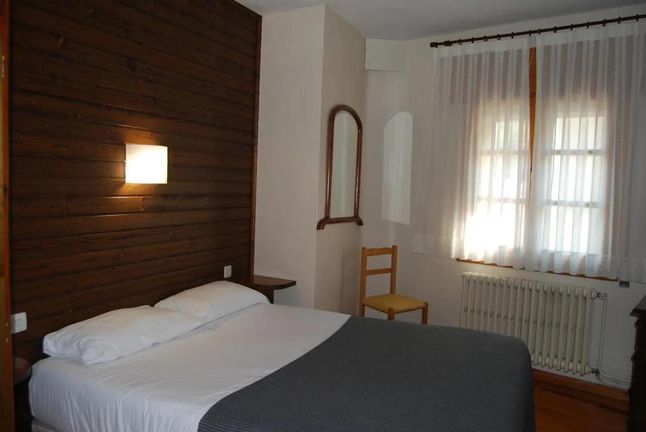 Pension Casa Vicenta فييليا 2*,  إسبانيا
